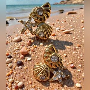 Ocean Shell & Starfish Gold Earrings